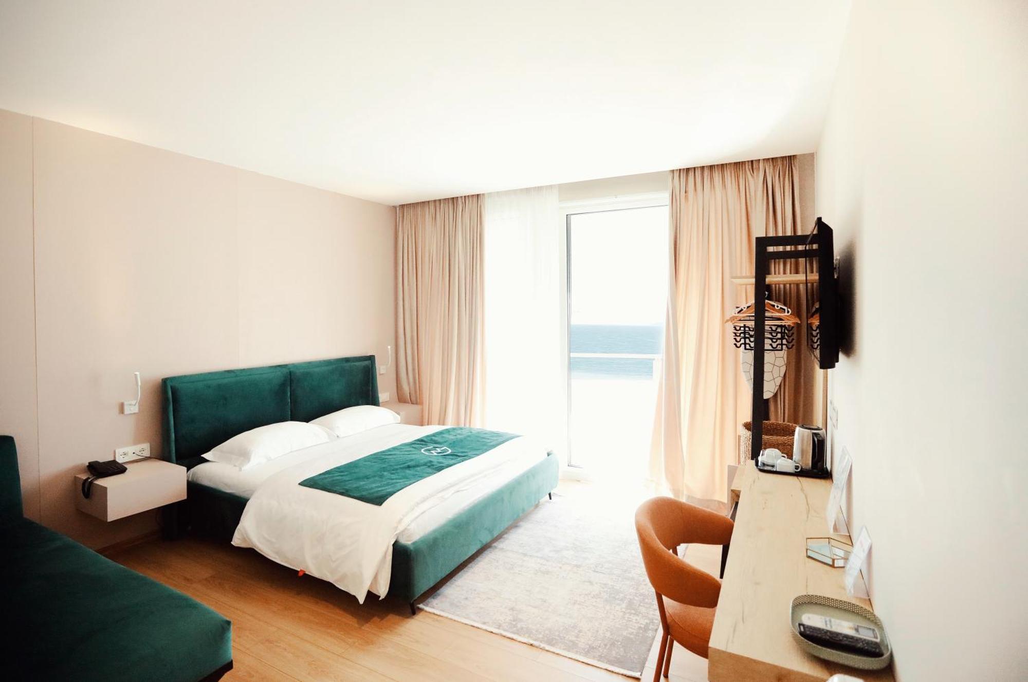 Grand Mirage Hotel Vlore Exterior photo